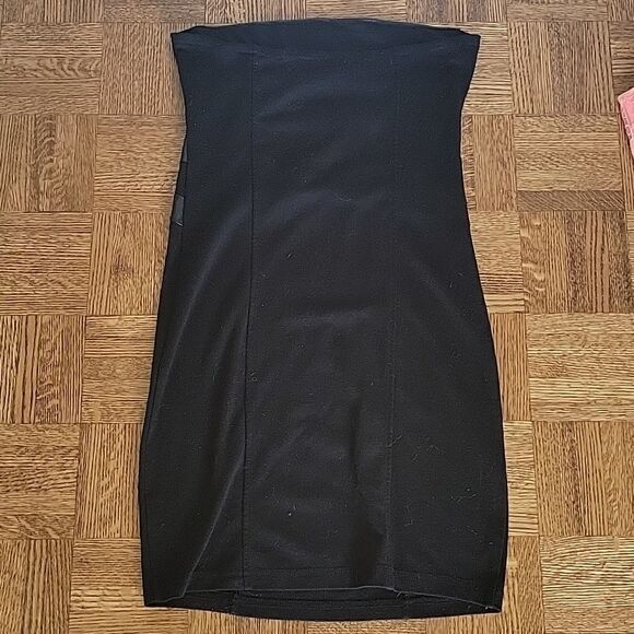 Faux leather bandage dress - Picture 2 of 4
